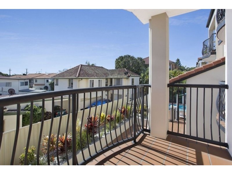 14/217 Scarborough Street, Southport QLD 4215