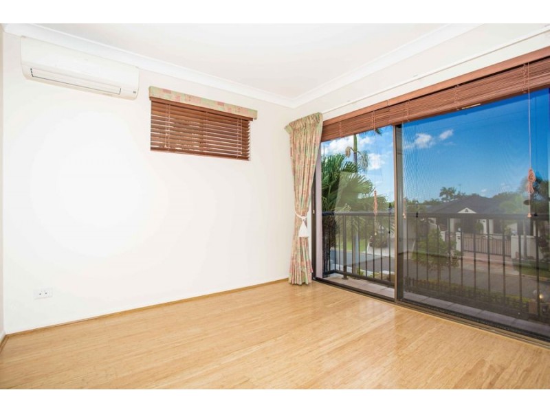 17 Donegal Crescent, Sorrento QLD 4217