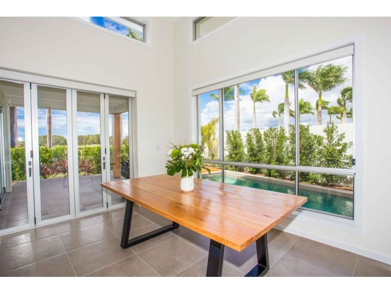 7842 Pavilion Place, Hope Island QLD 4212