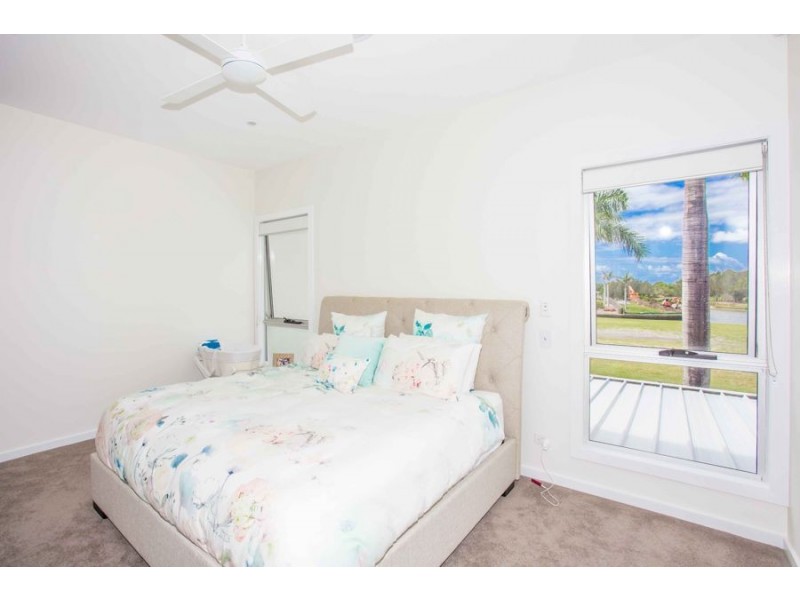 7842 Pavilion Place, Hope Island QLD 4212