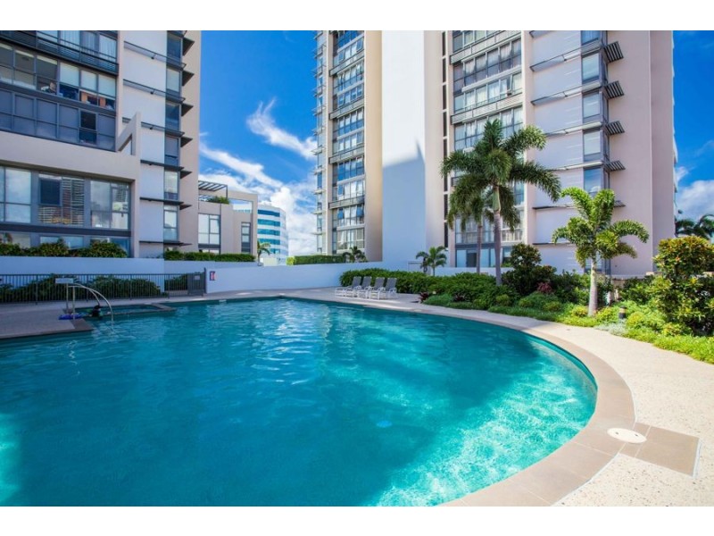 292/105 Scarborough Street, Southport QLD 4215