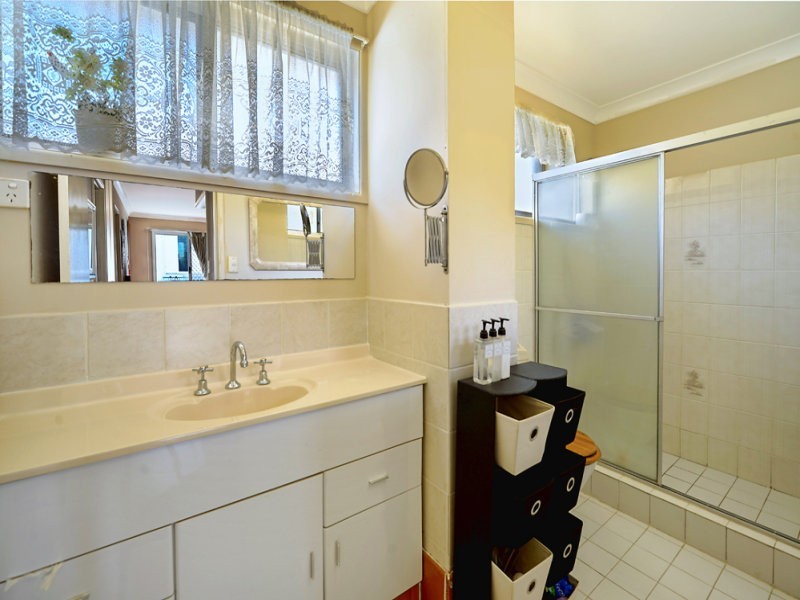 5/51 Burra Street, Chevron Island QLD 4217