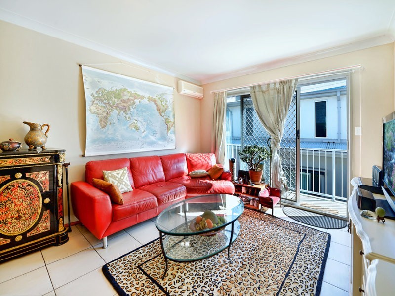 5/51 Burra Street, Chevron Island QLD 4217