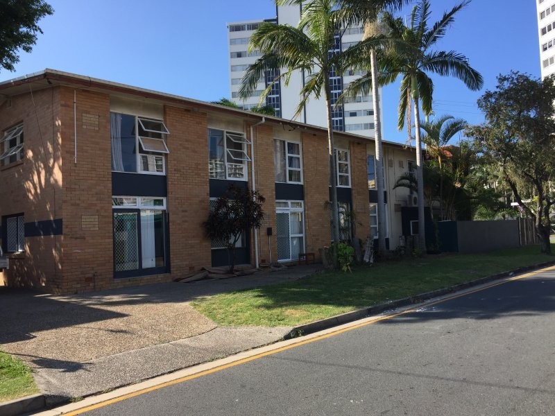 2/35 Watson Esplanade, Surfers Paradise QLD 4217