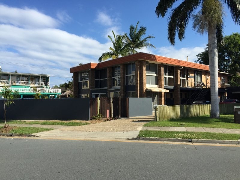 2/35 Watson Esplanade, Surfers Paradise QLD 4217