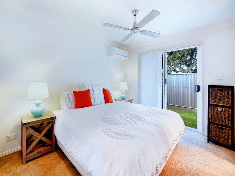2/3 Liam Court, Labrador QLD 4215