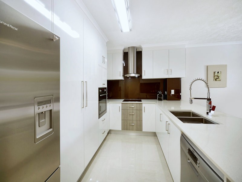 3/27 Walton Street, Southport QLD 4215