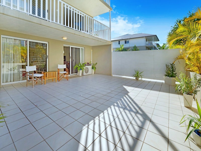 3/27 Walton Street, Southport QLD 4215
