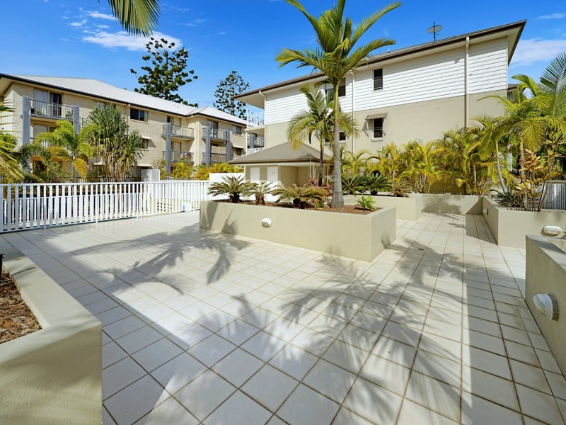 3/27 Walton Street, Southport QLD 4215