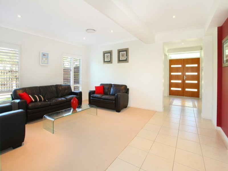 38 Picnic Creek Drive, Coomera QLD 4209