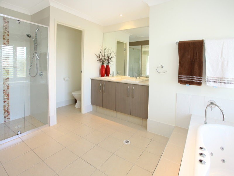 38 Picnic Creek Drive, Coomera QLD 4209