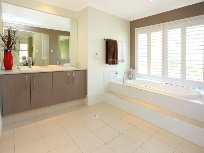 38 Picnic Creek Drive, Coomera QLD 4209