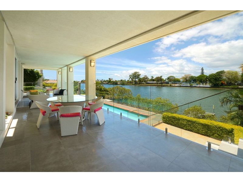 94 Cabana Bvd, Benowa Waters QLD 4217