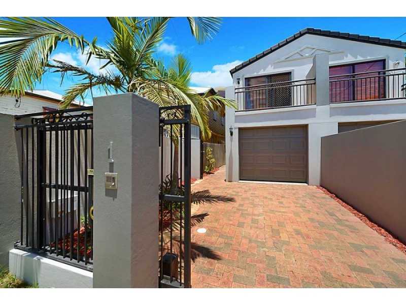 1/22 Norman Street, Southport QLD 4215