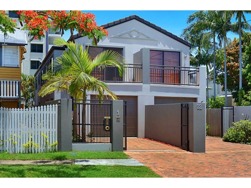 1/22 Norman Street, Southport QLD 4215
