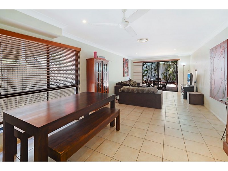 1/22 Norman Street, Southport QLD 4215