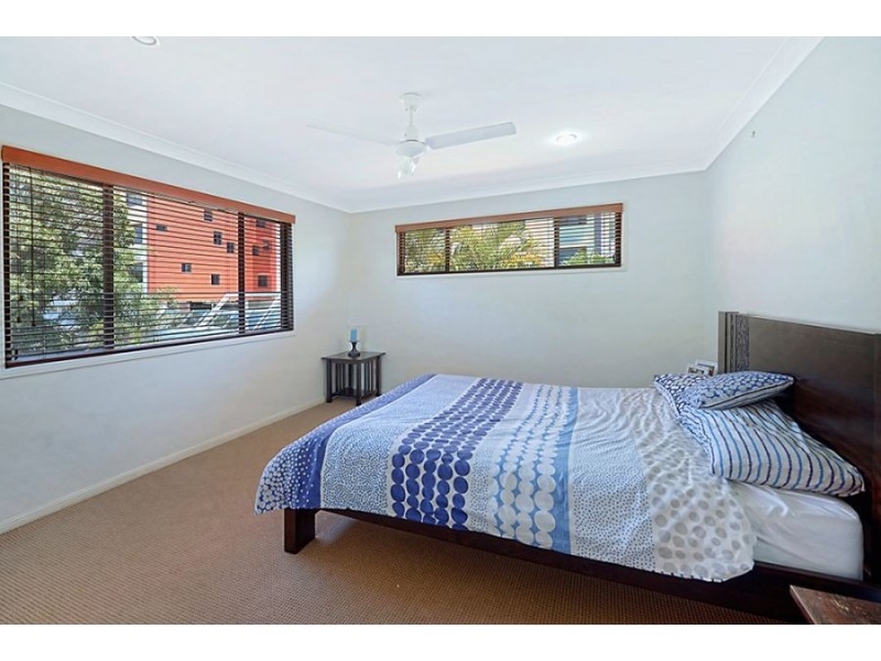 1/22 Norman Street, Southport QLD 4215