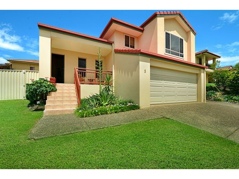 9 Respall Way, Arundel QLD 4214