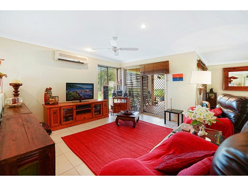9 Respall Way, Arundel QLD 4214