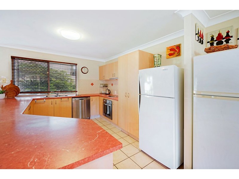 9 Respall Way, Arundel QLD 4214