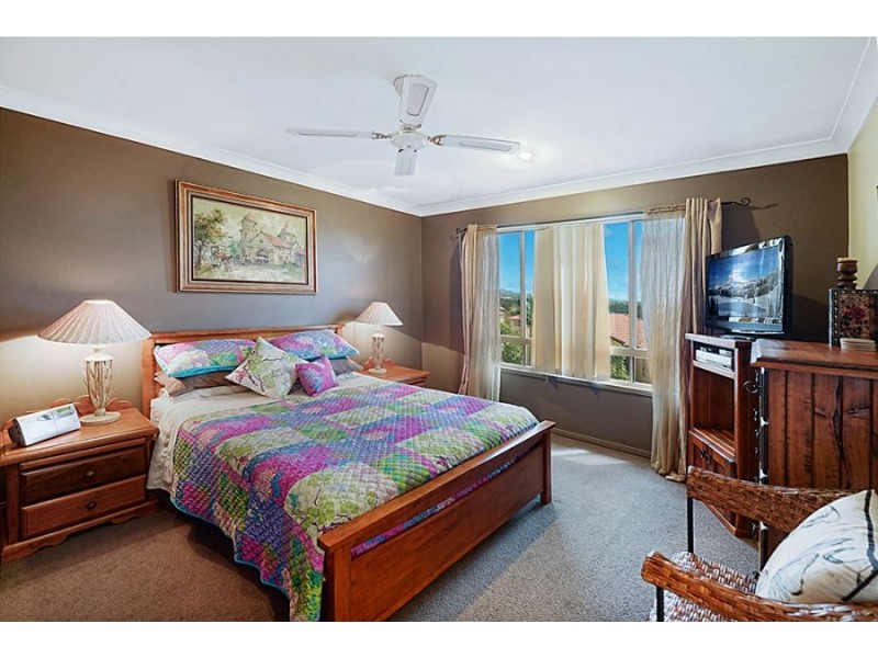 9 Respall Way, Arundel QLD 4214