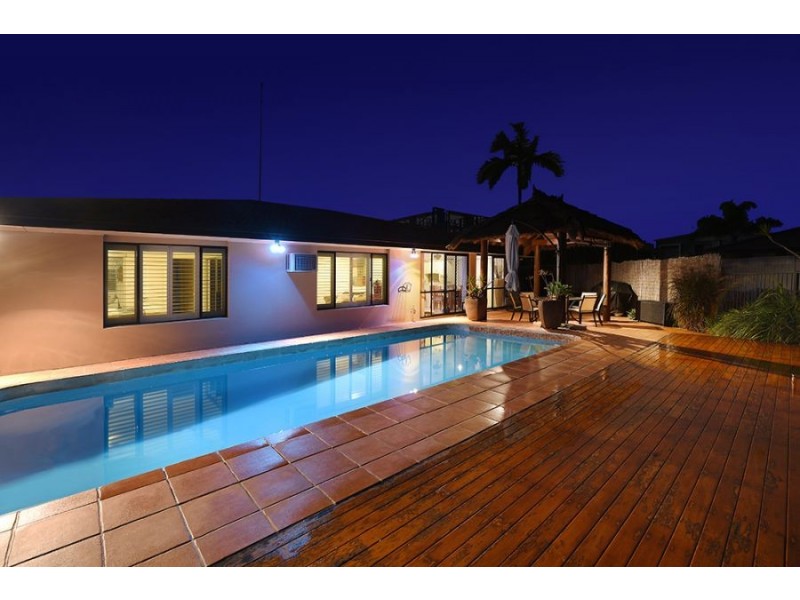42 Rio Vista Boulevard, Broadbeach Waters QLD 4218
