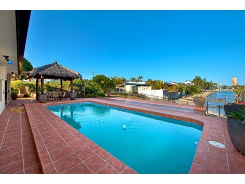 42 Rio Vista Boulevard, Broadbeach Waters QLD 4218