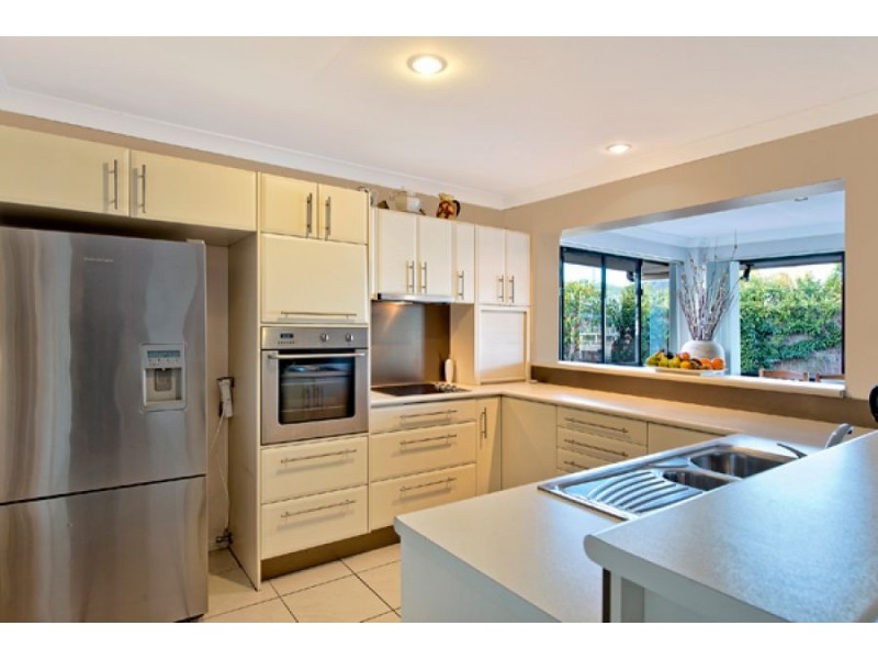 42 Rio Vista Boulevard, Broadbeach Waters QLD 4218