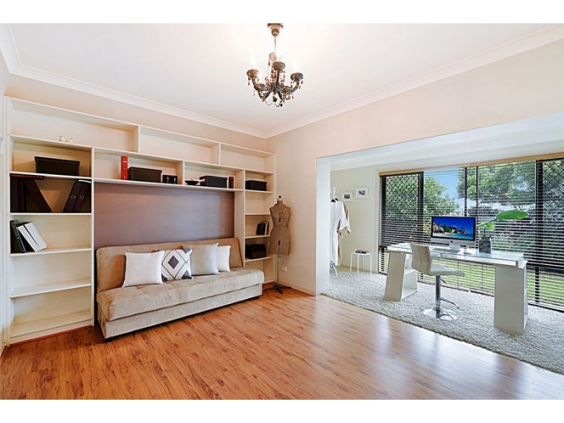 3 Avisford Court, Arundel QLD 4214