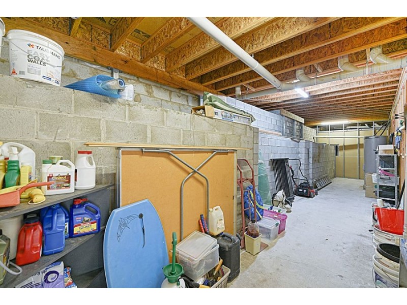 3 Avisford Court, Arundel QLD 4214