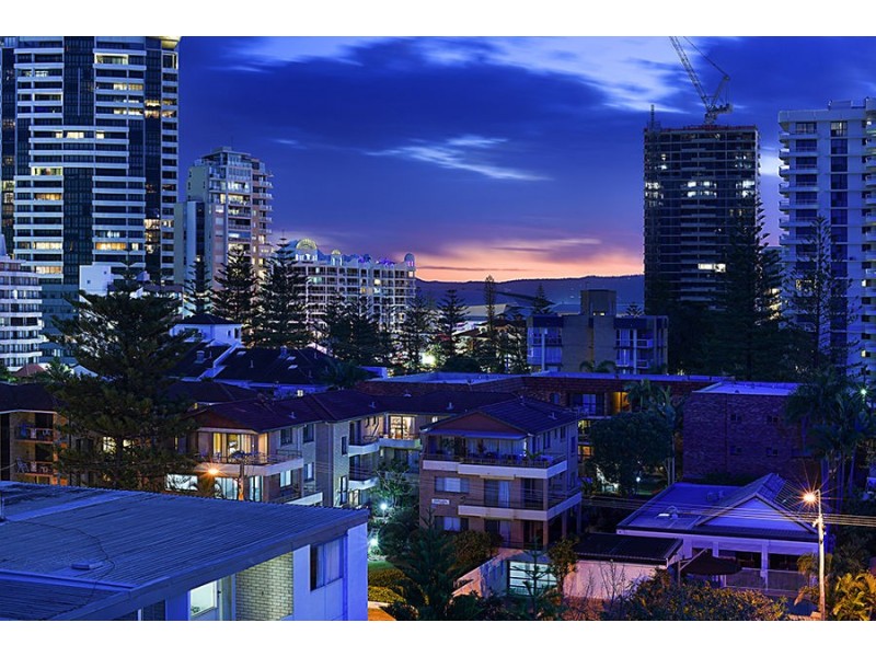 10/59-61 Broadbeach Bvd, Broadbeach QLD 4218