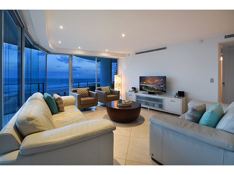 10/59-61 Broadbeach Bvd, Broadbeach QLD 4218
