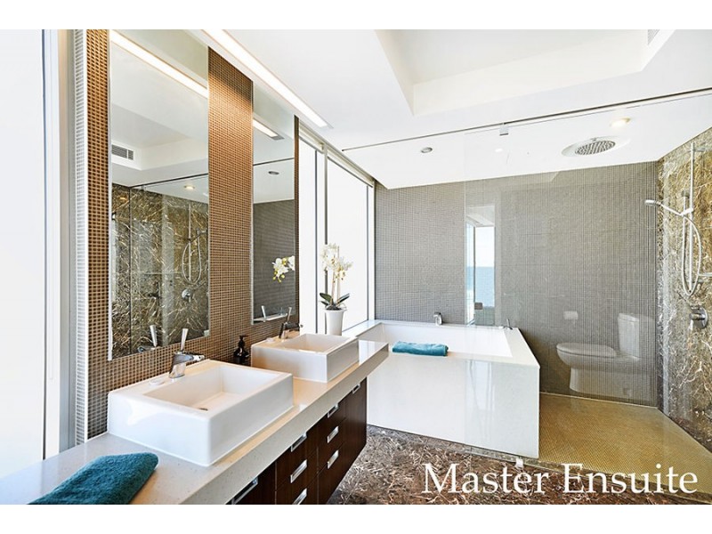 10/59-61 Broadbeach Bvd, Broadbeach QLD 4218