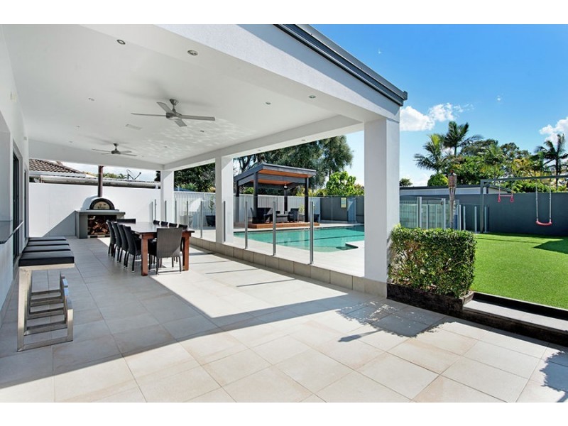43 Surfers Avenue, Mermaid Waters QLD 4218