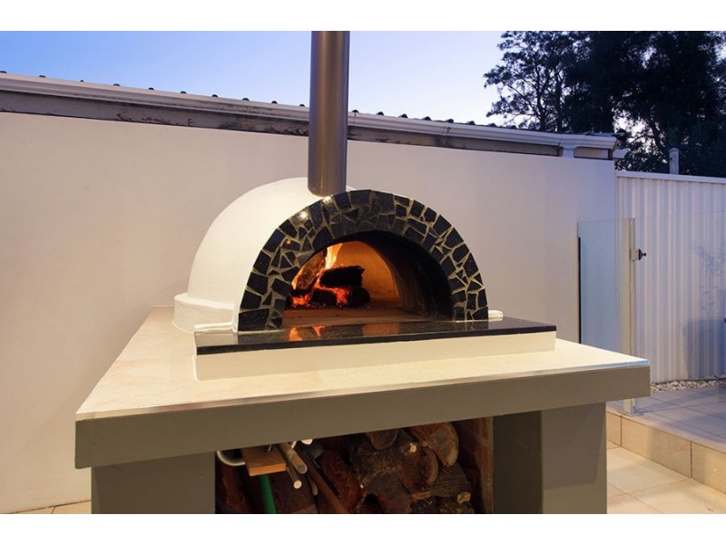 43 Surfers Avenue, Mermaid Waters QLD 4218