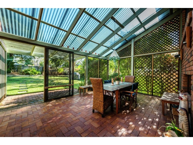 10 Ocean View Crescent, Emerald Beach NSW 2456