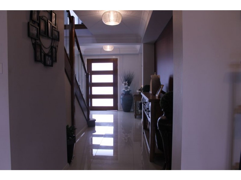 West Hoxton NSW 2171