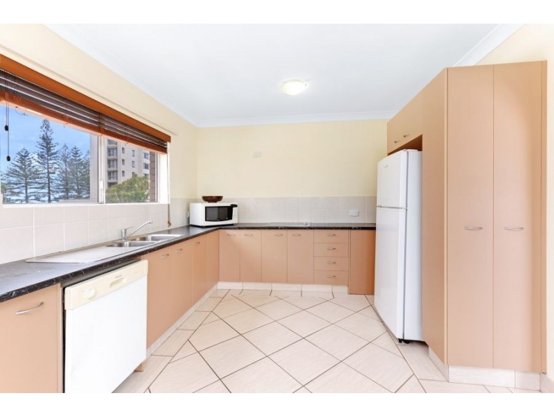 7/6 Ward Street, Rainbow Bay QLD 4225