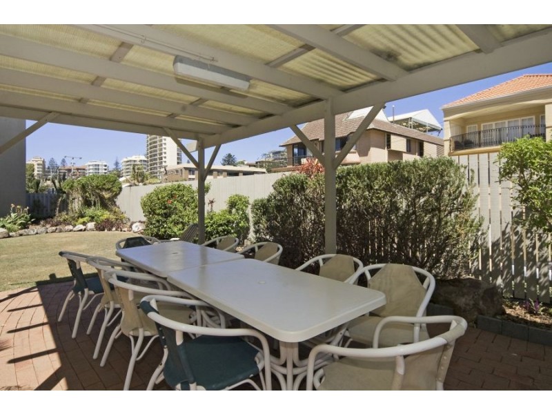 9/3-5 Ward Street, Rainbow Bay QLD 4225