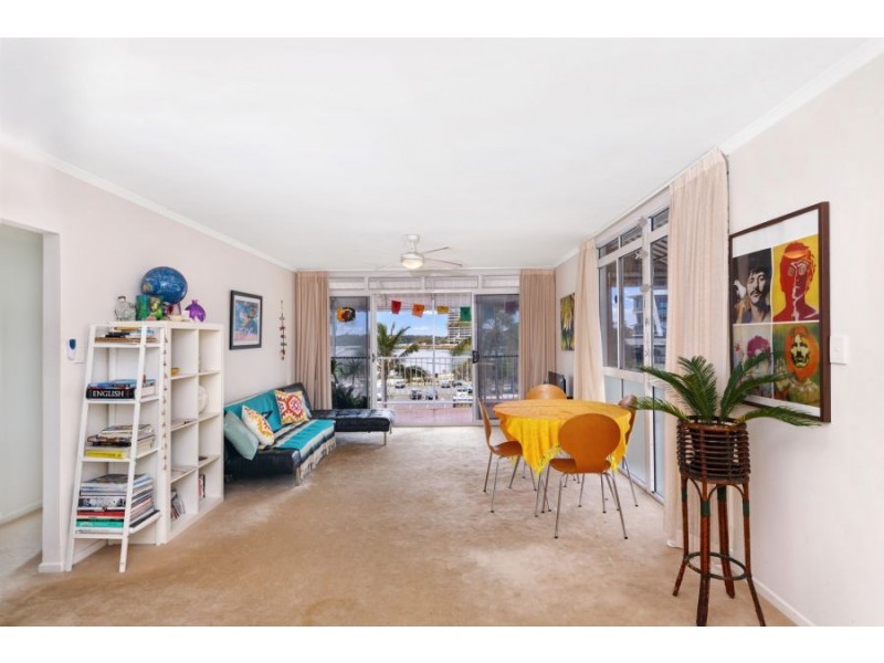 11/140 Marine Parade, Coolangatta QLD 4225