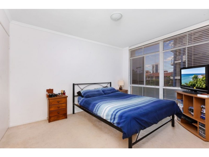 11/140 Marine Parade, Coolangatta QLD 4225