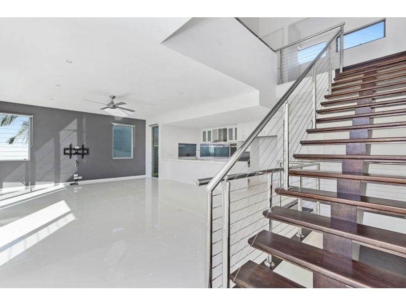 1/80 Stapylton St, Coolangatta QLD 4225