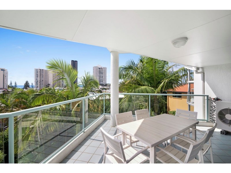7/54 Mclean St, Coolangatta QLD 4225