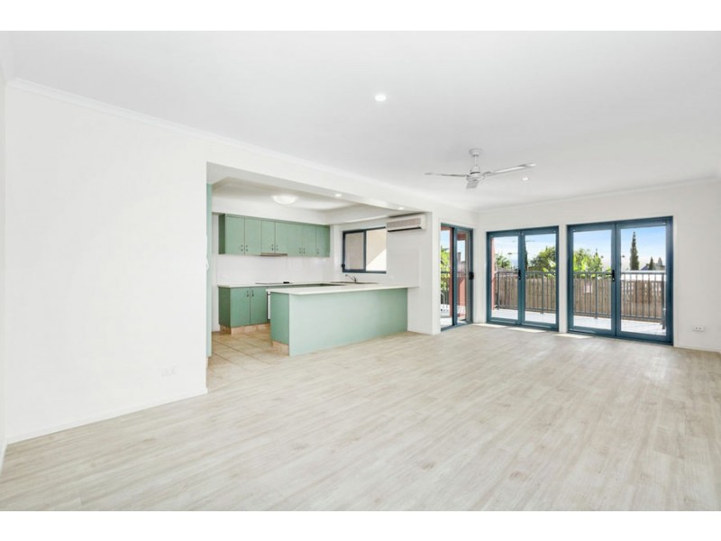 3/7-9 Stapylton St, Coolangatta QLD 4225