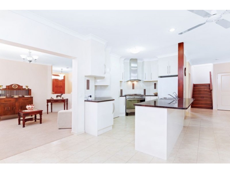 1 Fairmont Crt, Banora Point NSW 2486