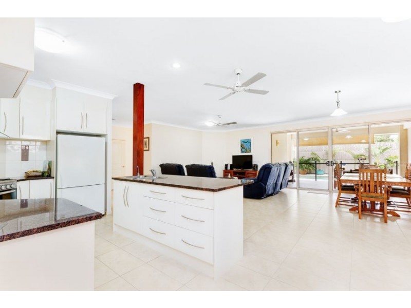 1 Fairmont Crt, Banora Point NSW 2486