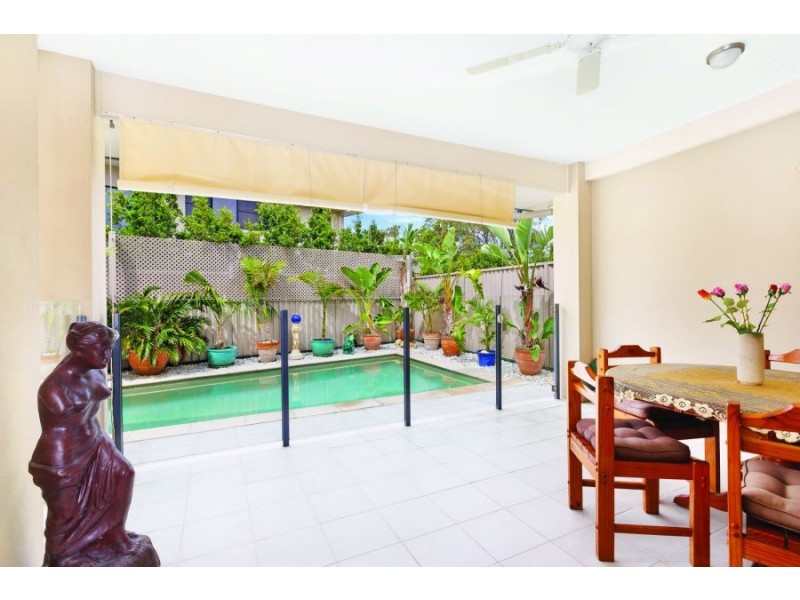 1 Fairmont Crt, Banora Point NSW 2486
