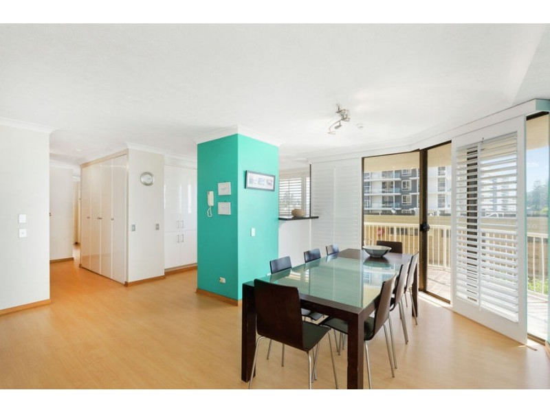 7/3 Eden Avenue, Rainbow Bay QLD 4225