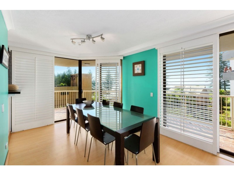 7/3 Eden Avenue, Rainbow Bay QLD 4225