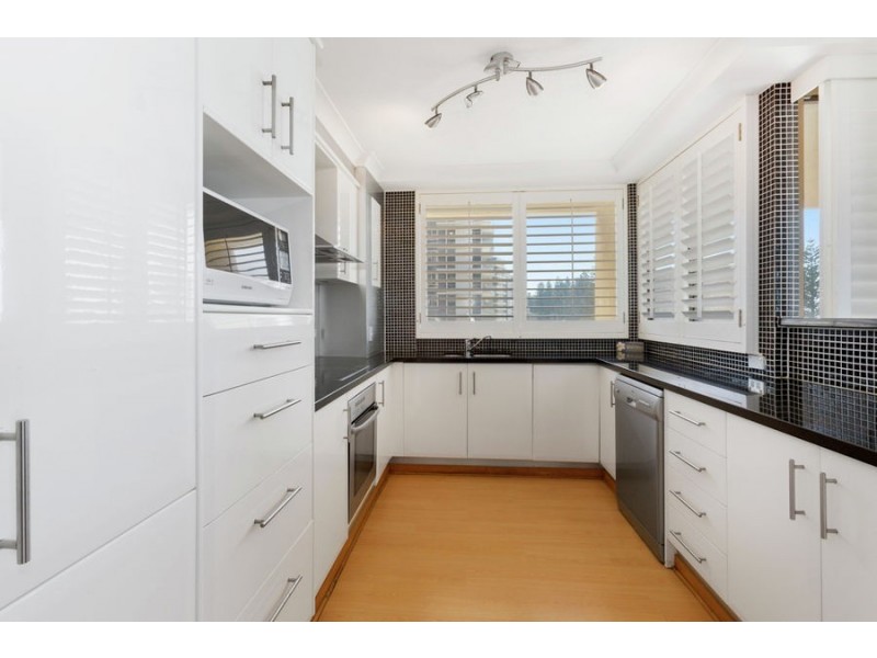 7/3 Eden Avenue, Rainbow Bay QLD 4225